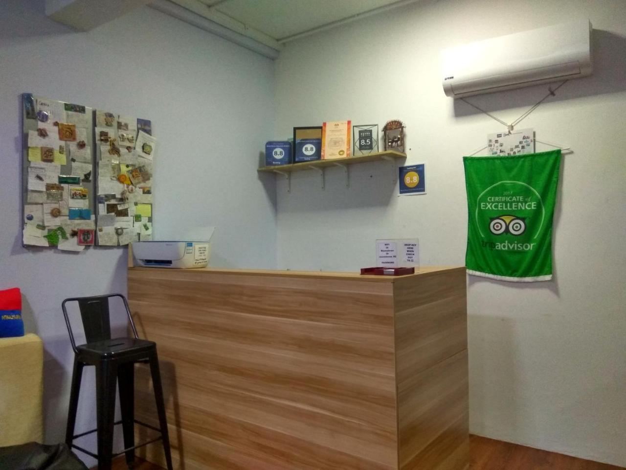 Moon Eleven Hostel Near Klia & Klia2 Sepang Eksteriør billede