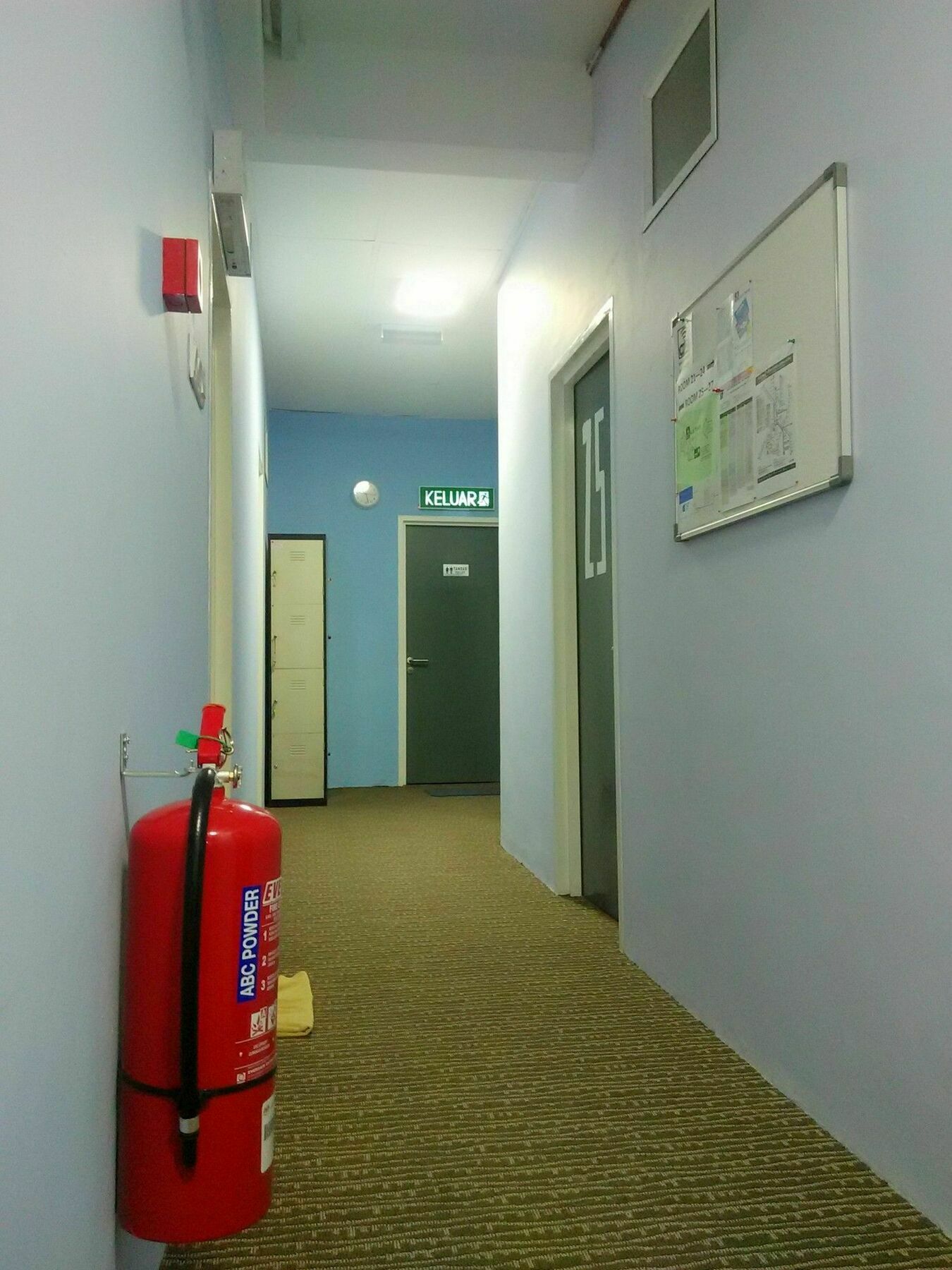 Moon Eleven Hostel Near Klia & Klia2 Sepang Eksteriør billede